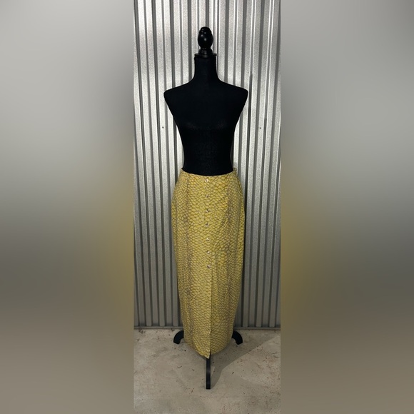 Vera Crutina Dresses & Skirts - Women’s Vintage Vera Crutina  Button Maxi Skirt Animal Print Silk Spandex Size 6